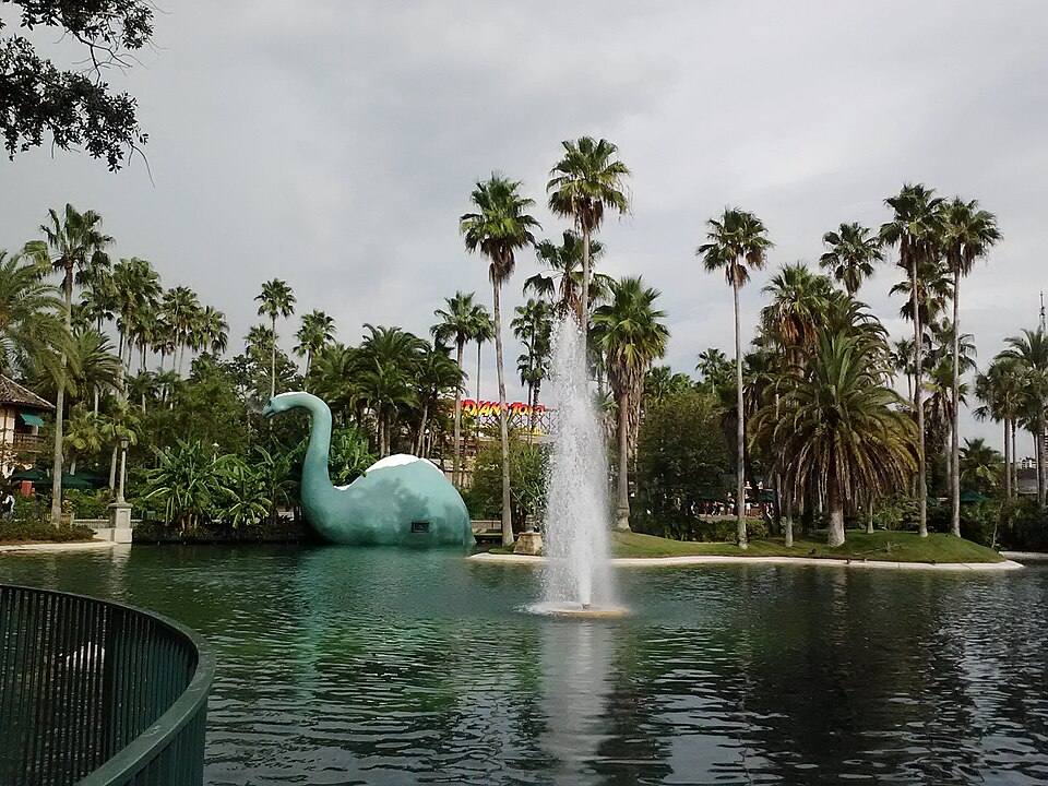 Echo Lake at Disney's Hollywood Studios (old) — travel photo of Echo Lake, Disney's Hollywood Studios