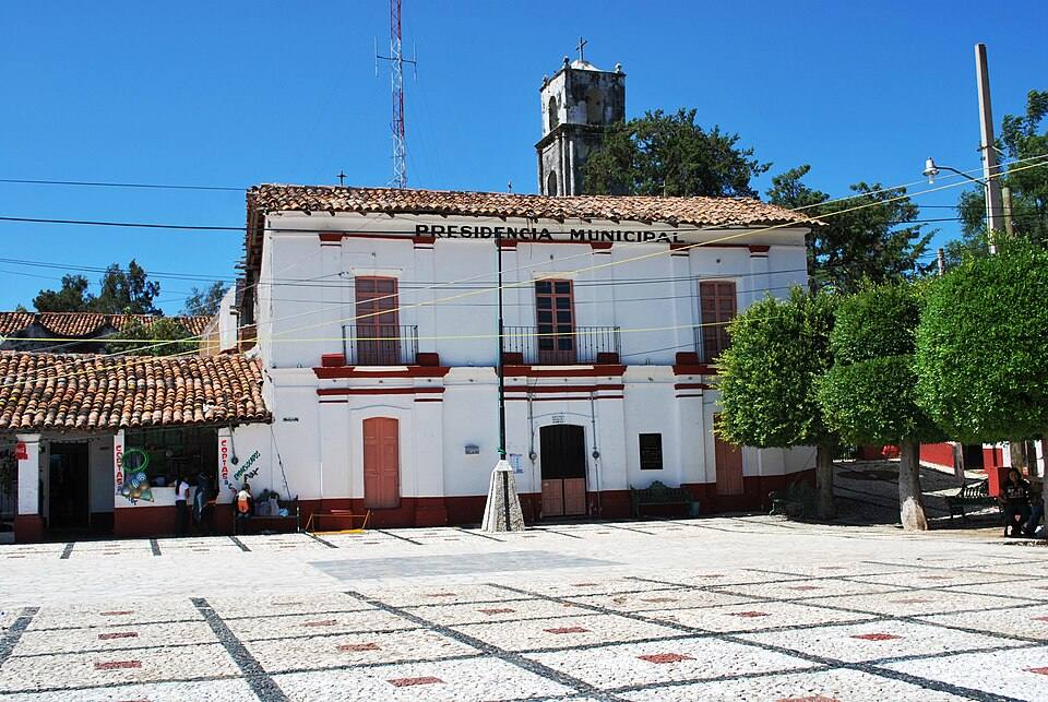 MunPalaceIxcateopan — travel photo of Ixcateopan