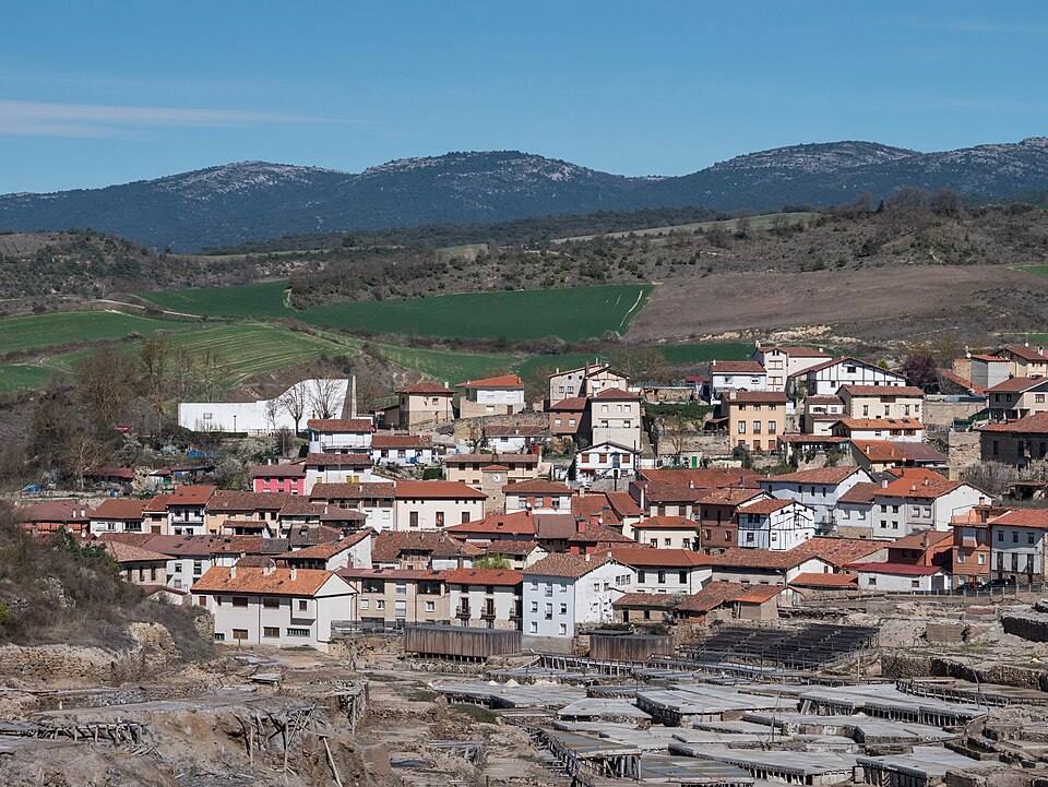 Salinas de Añana - Pueblo — travel photo of Salinas de Añana