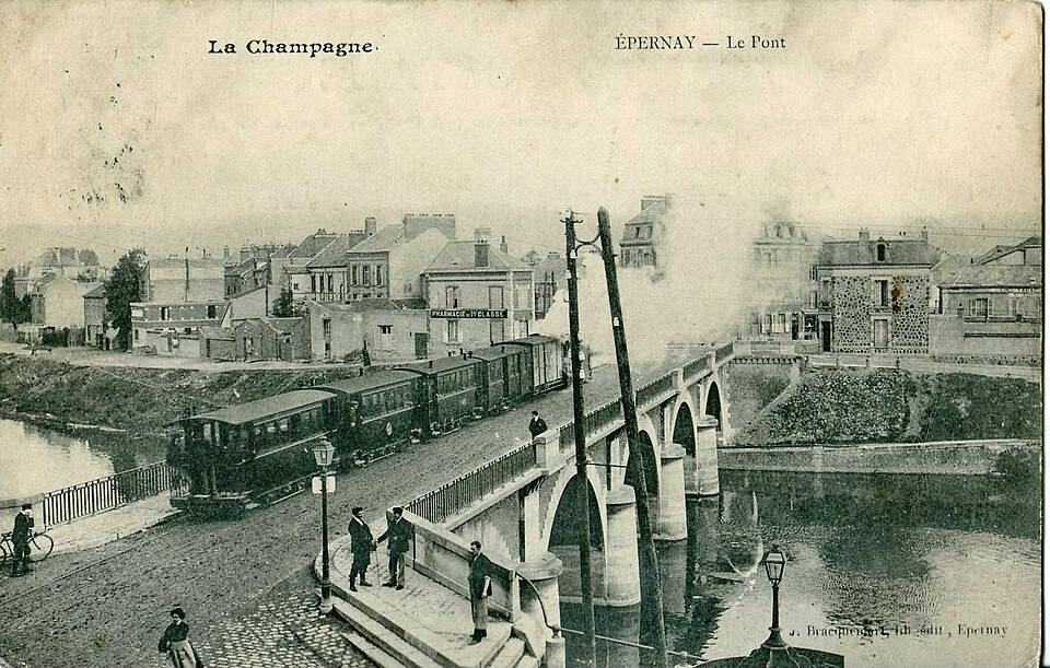 Bracquemont - La Champagne - EPERNAY - Le Pont — travel photo of Épernay, Champagne & Reims