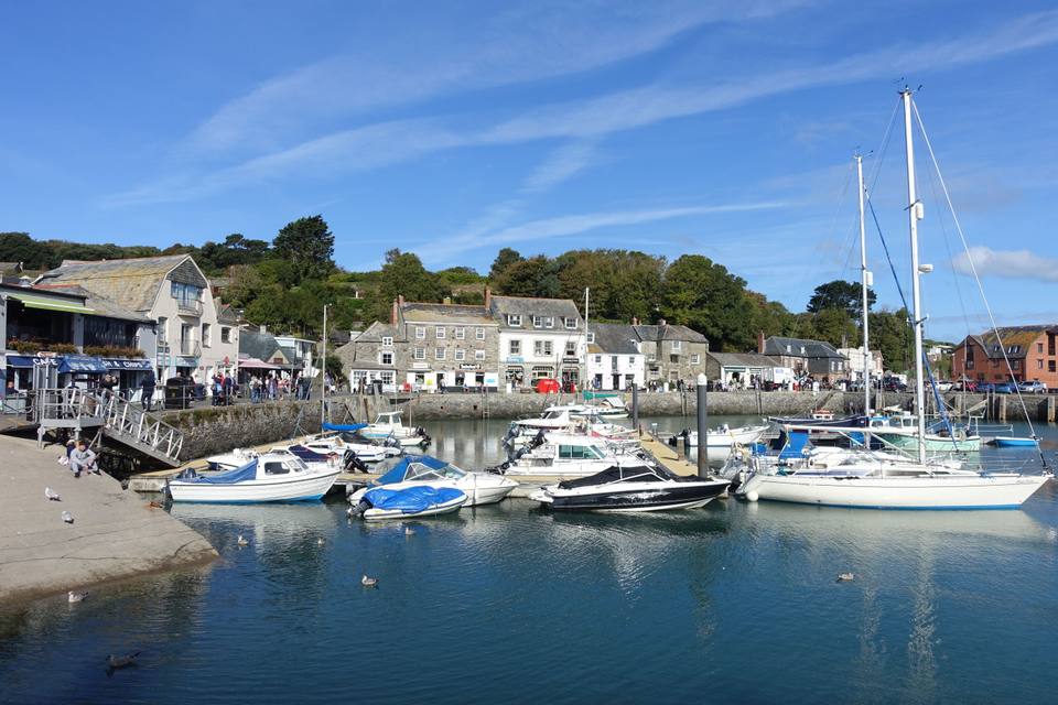 Padstow harbour — travel photo of Padstow, Cornwall
