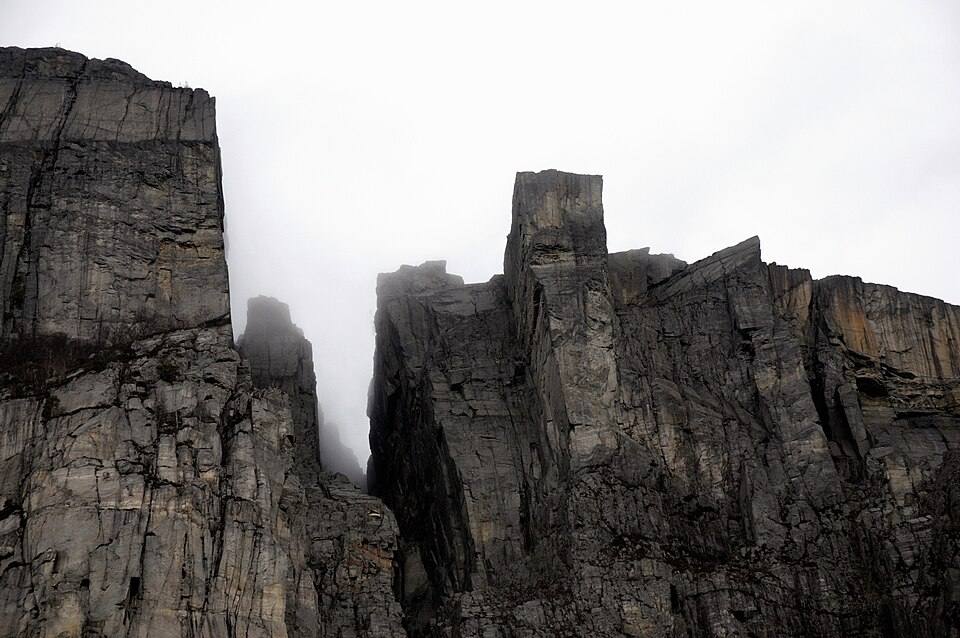 Preikestolen i Lysfjorden utanfor Stavanger Norge., Johannes Jansson — travel photo of Stavanger & Preikestolen, Norway