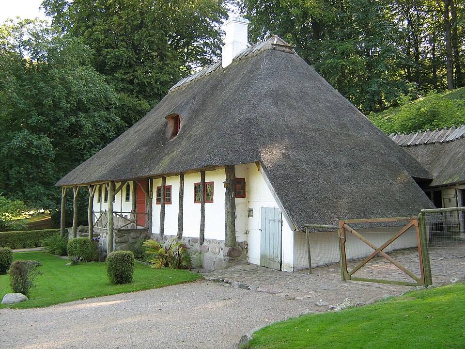 Liselund Schweizerhytten — travel photo of Liselund, Møn