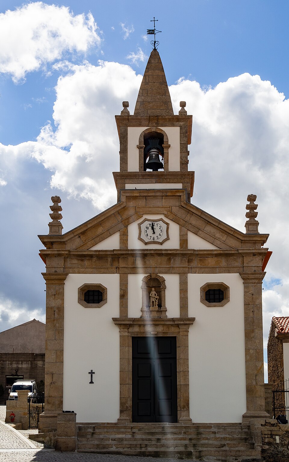 Church in the village of Provesende - Portugal ( ) — travel photo of Provesende