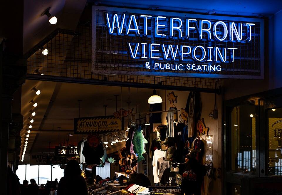 Waterfront Viewpoint Sign at Pike Place Market, Seattle, Washington — travel photo of Seattle
