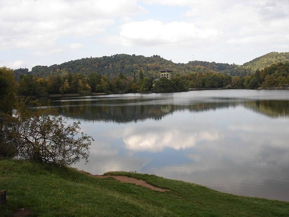 Lake of Počuvadlo — travel photo of Počúvadlo, Banská Štiavnica