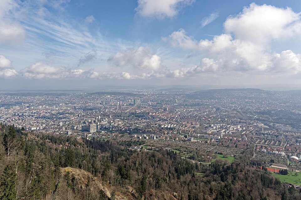 View from Uetliberg Observation Tower in Zurich — travel photo of Uetliberg, Zurich