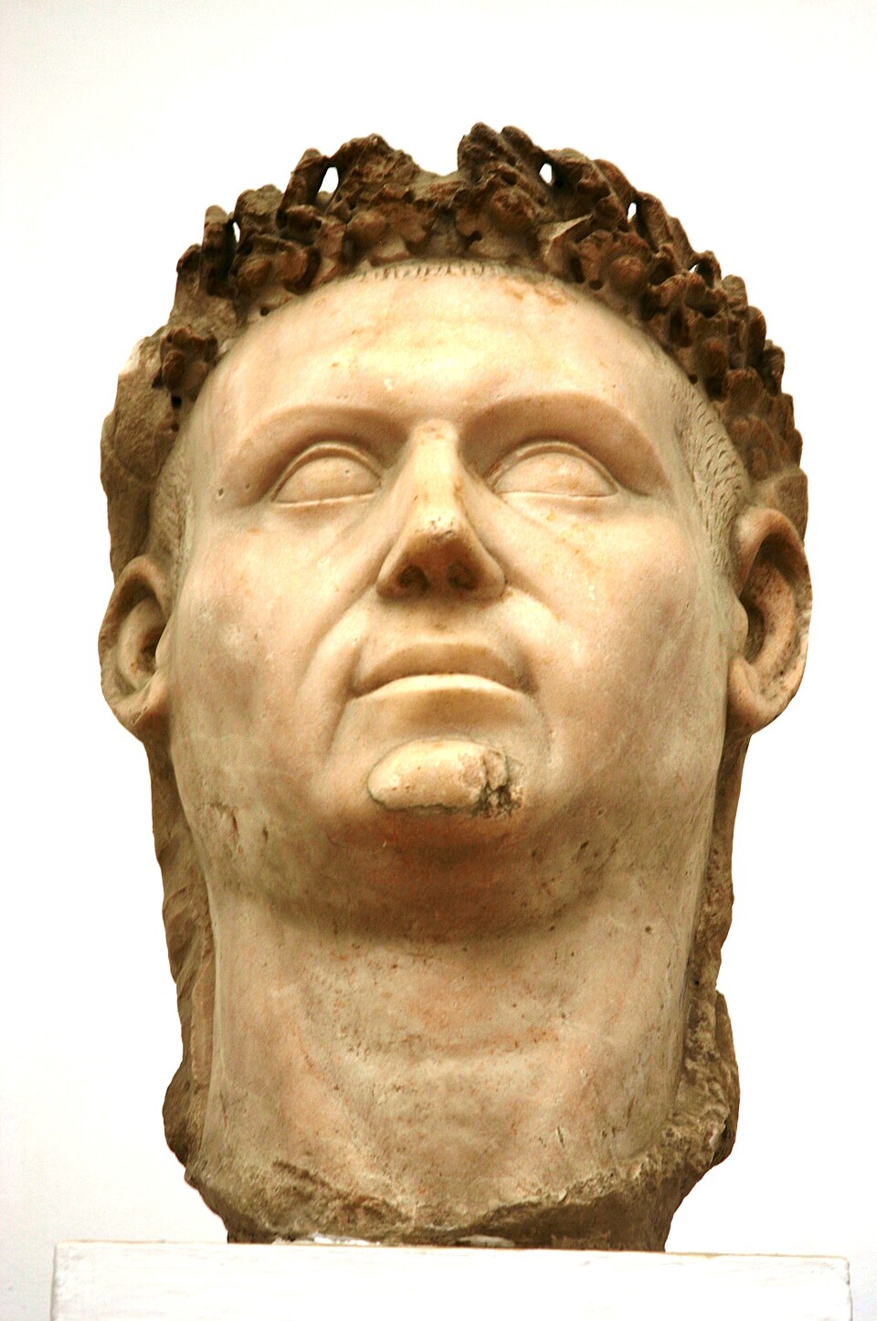 Galba or Vespasian - Itálica, Santiponce (Seville) - Museo Arqueologico de Sevilla — travel photo of Itálica, Seville