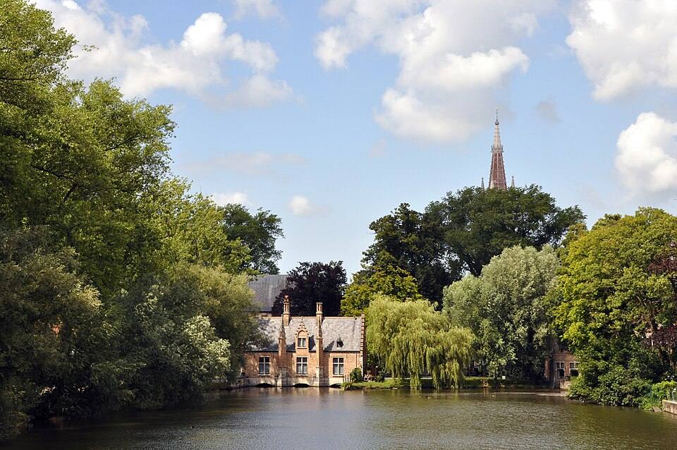 Brugge Minnewater R01 — travel photo of Minnewater, Bruges