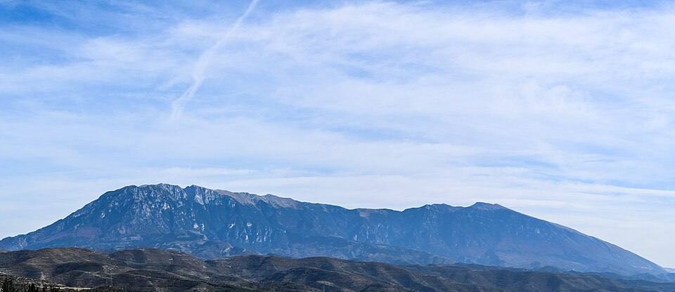 Tomorr Mountain view from Berat Castle — travel photo of Mount Tomorr, Berat