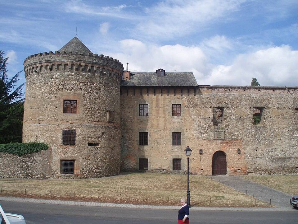 Castillo de Villafranca del Bierzo. (León) — travel photo of Villafranca del Bierzo, León