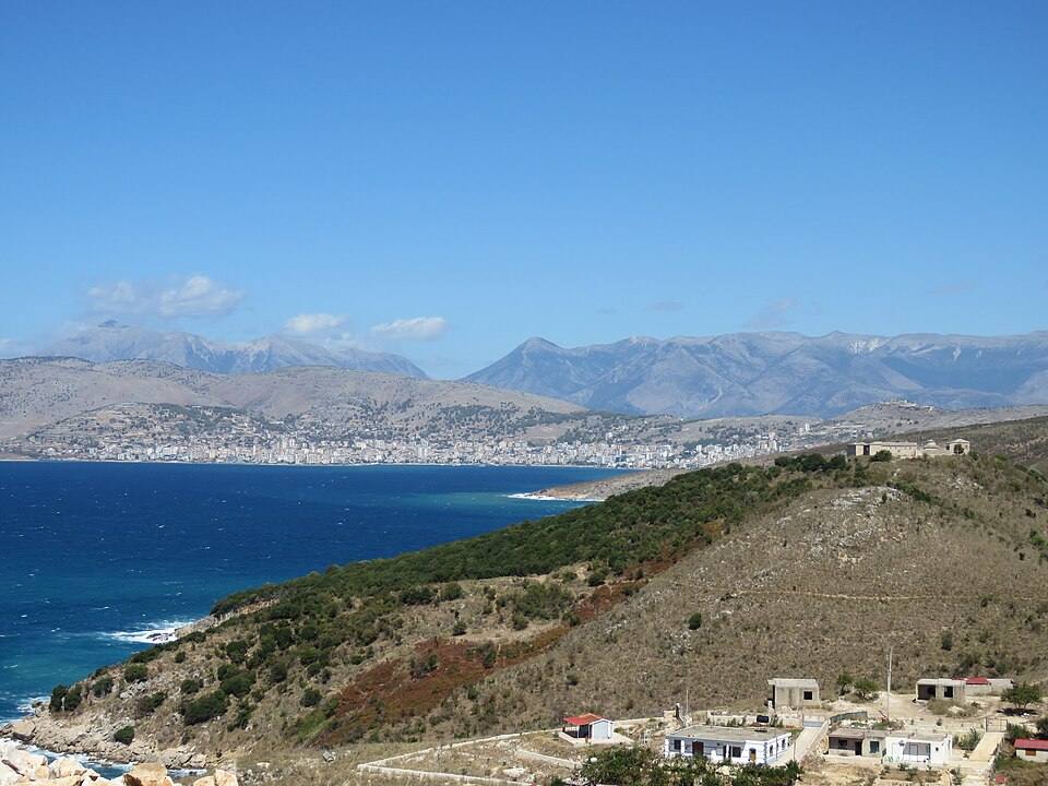Sarandë and the St. George's Monastery seen from the south, September — travel photo of Sarandë