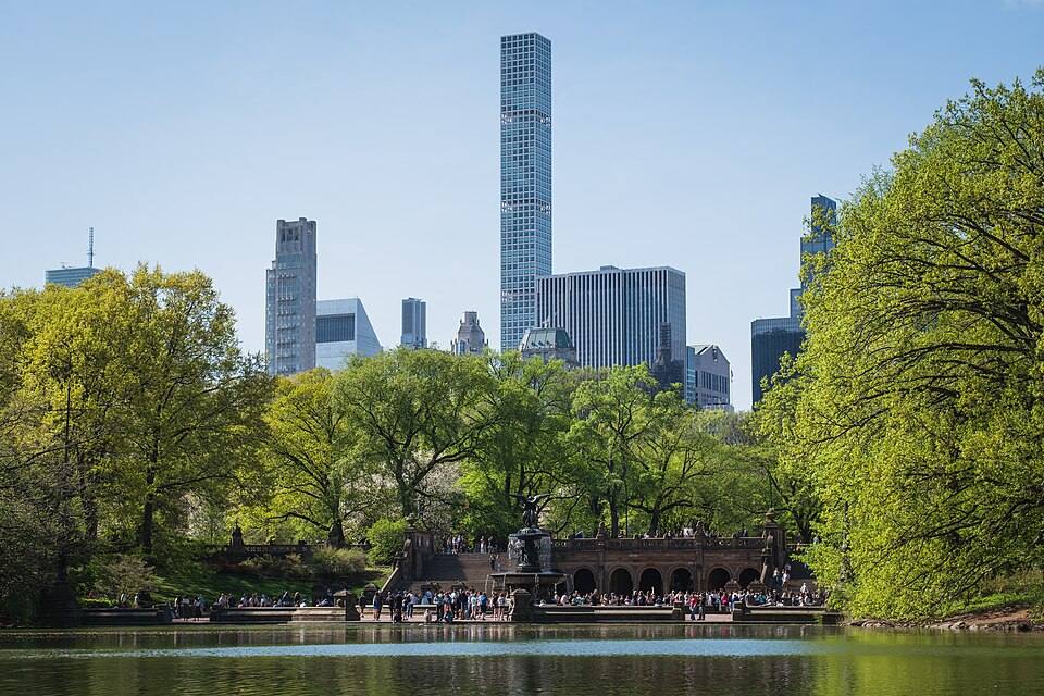 Bethesda Terrace and Park Avenue from the Lake, Central Park, Manhattan, New York — travel photo of Bethesda Terrace
