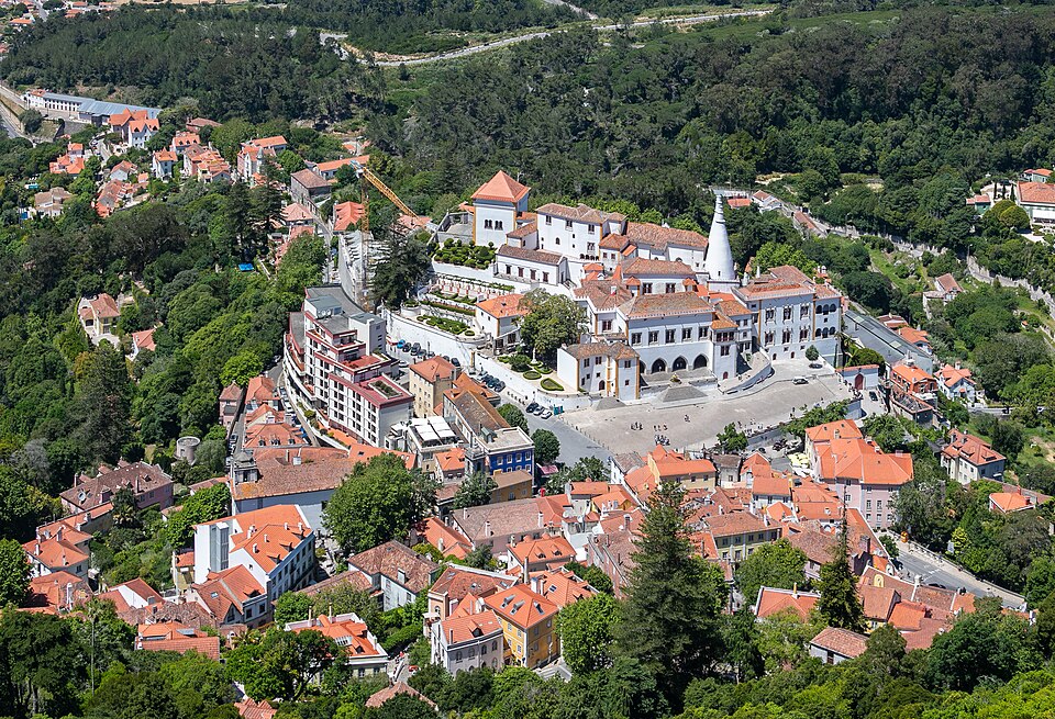 Palacio Nacional, Sintra, Portugal — travel photo of Sintra