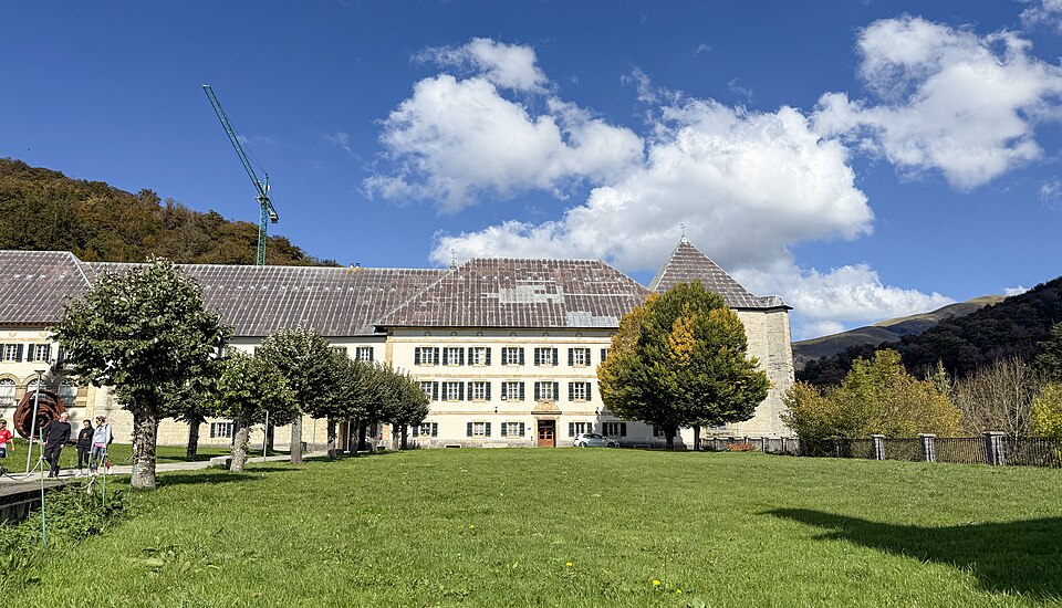Colegiata de Santa María de Roncesvalles (Collegiate Church of Roncesvalles), Navarre, Spain — travel photo of Roncesvalles, Navarre