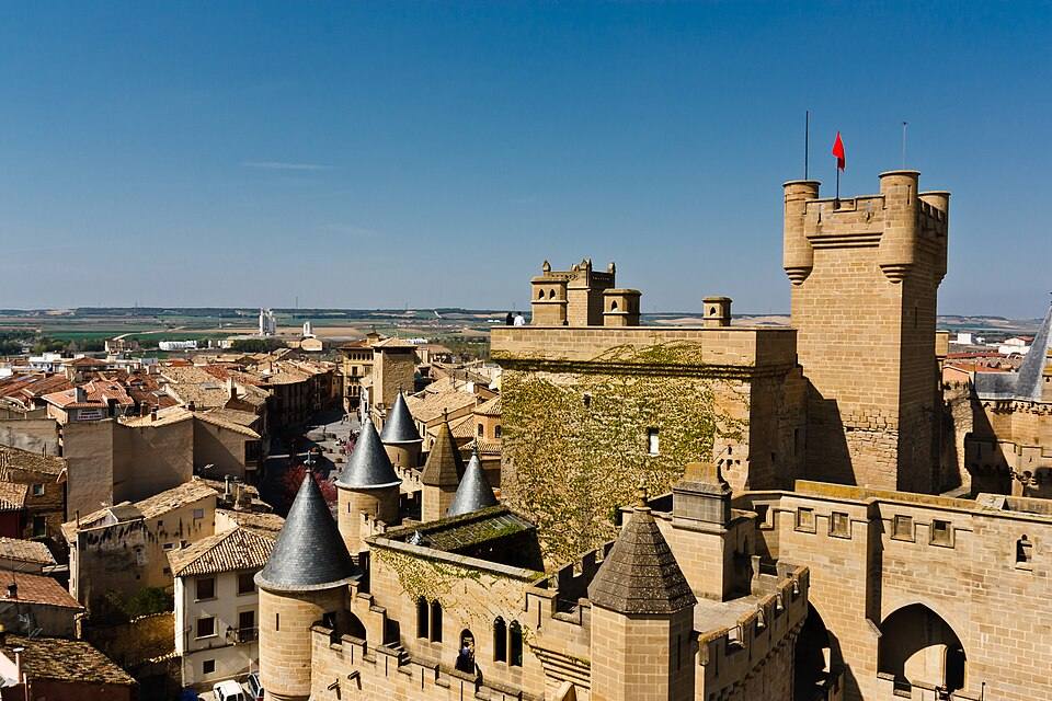 WLM14ES - Castle of Olite -Castillo de Olite - Multimaniaco — travel photo of Olite
