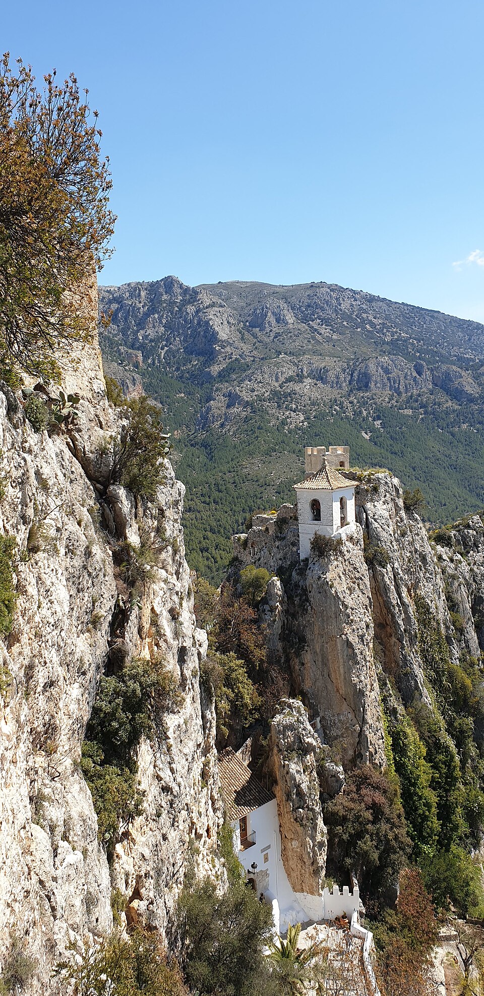 Vista del Castillo de Guadalest, Alicante I — travel photo of Guadalest