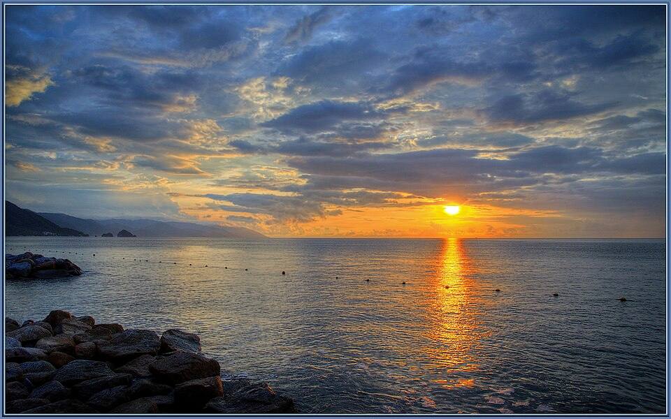 Pacific Sunset Jalisco Mexico ( ) — travel photo of Jalisco & the Mexican Pacific