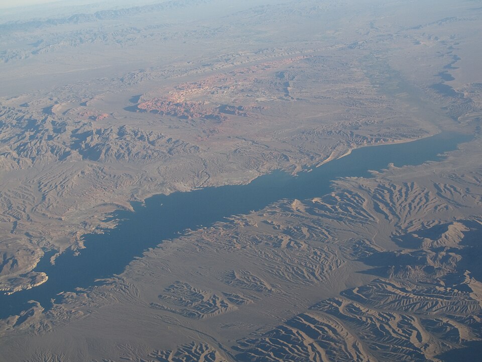 Overton Arm of Lake Mead with Valley of Fire State Park, Nevada ( ) — travel photo of Overton, Valley of Fire