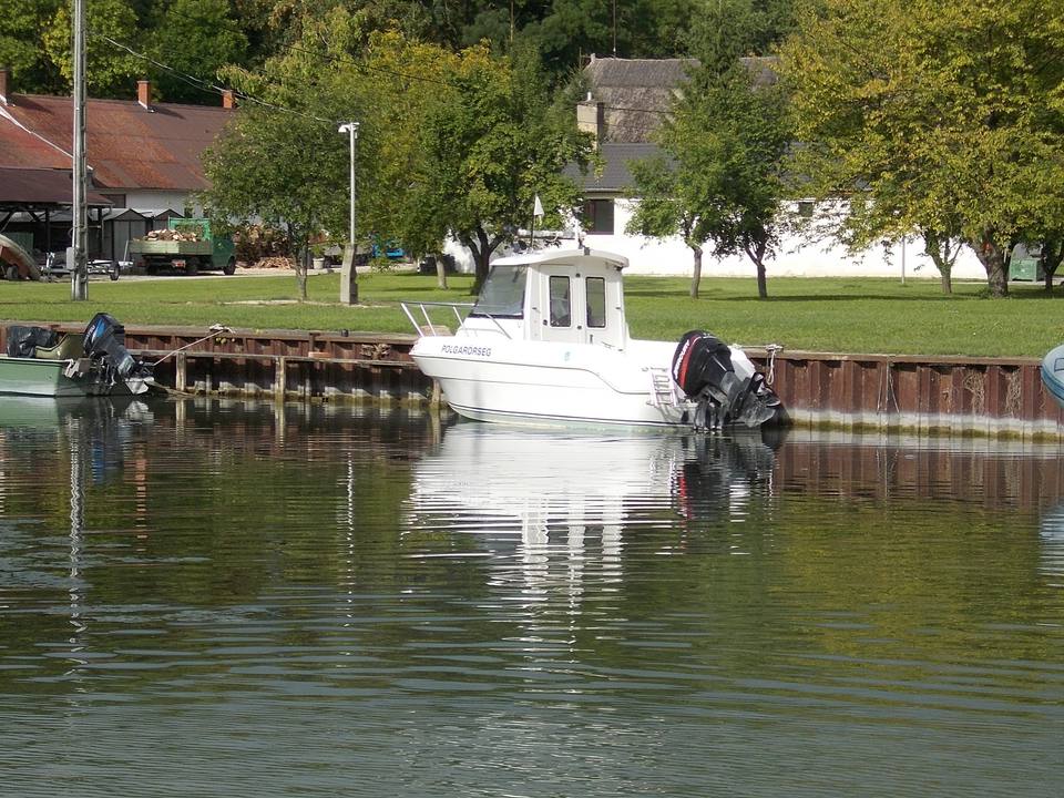 Balaton Fish Management harbour, militia boat in Keszthely, Hungary — travel photo of Keszthely, Lake Balaton
