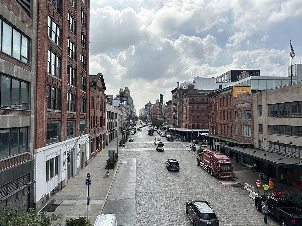 View of W 14th St in the Meatpacking District from High Line Park in New York City — travel photo of Meatpacking District, Chelsea & the High Line
