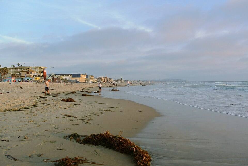 Pacific Beach southwards — travel photo of Pacific Beach, San Diego