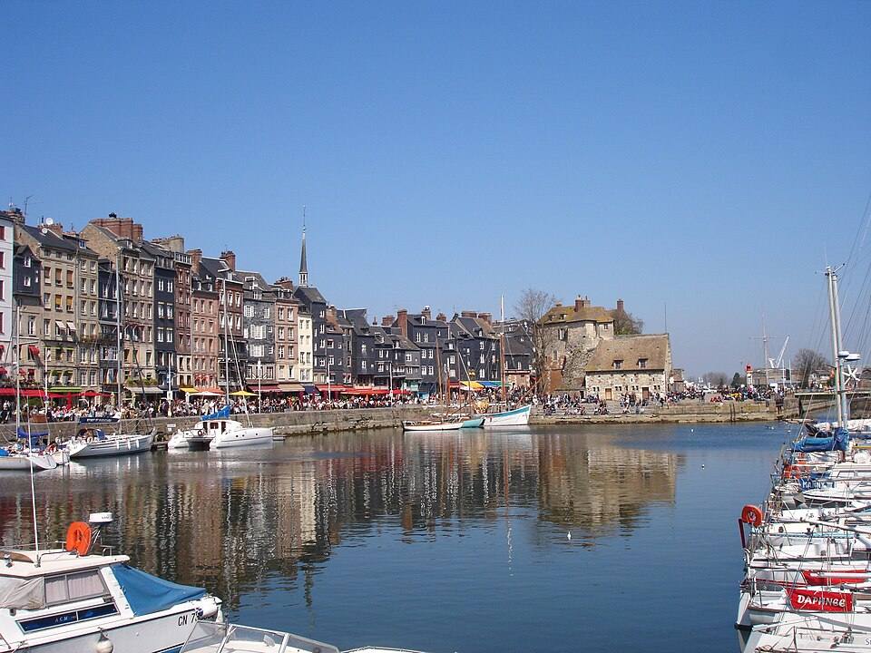 France Calvados Honfleur port2 — travel photo of Honfleur