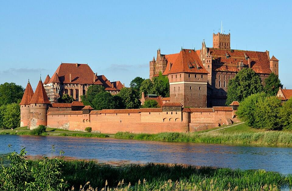 Panorama of Malbork Castle, part 4 — travel photo of Malbork