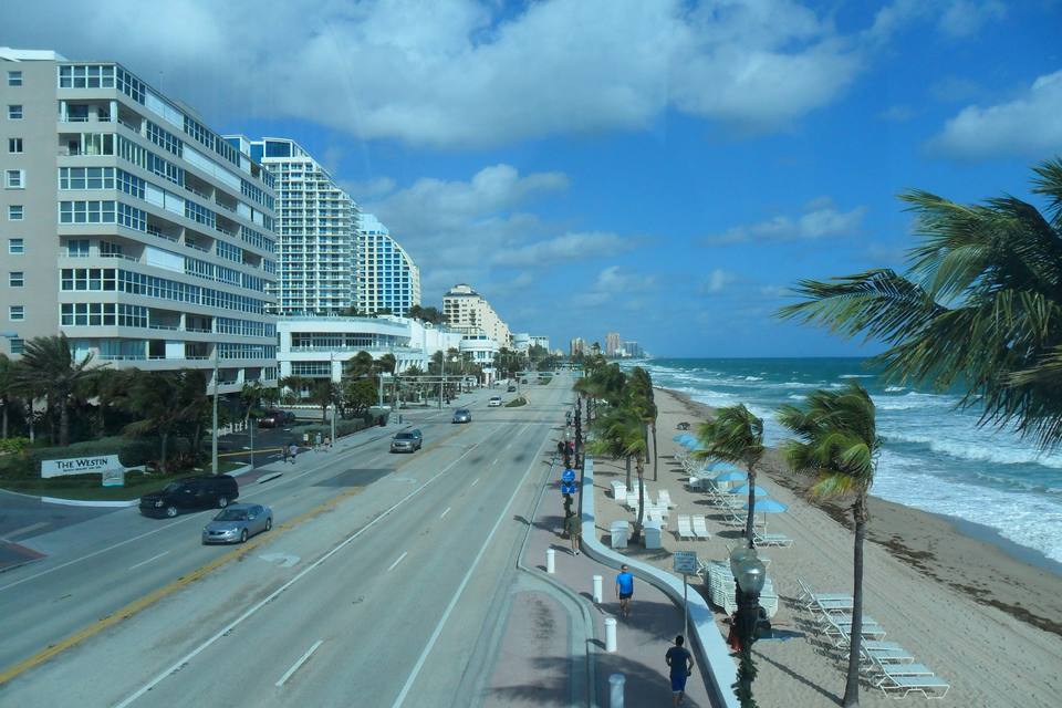Fort Lauderdale Beach — travel photo of Fort Lauderdale Beach, Fort Lauderdale