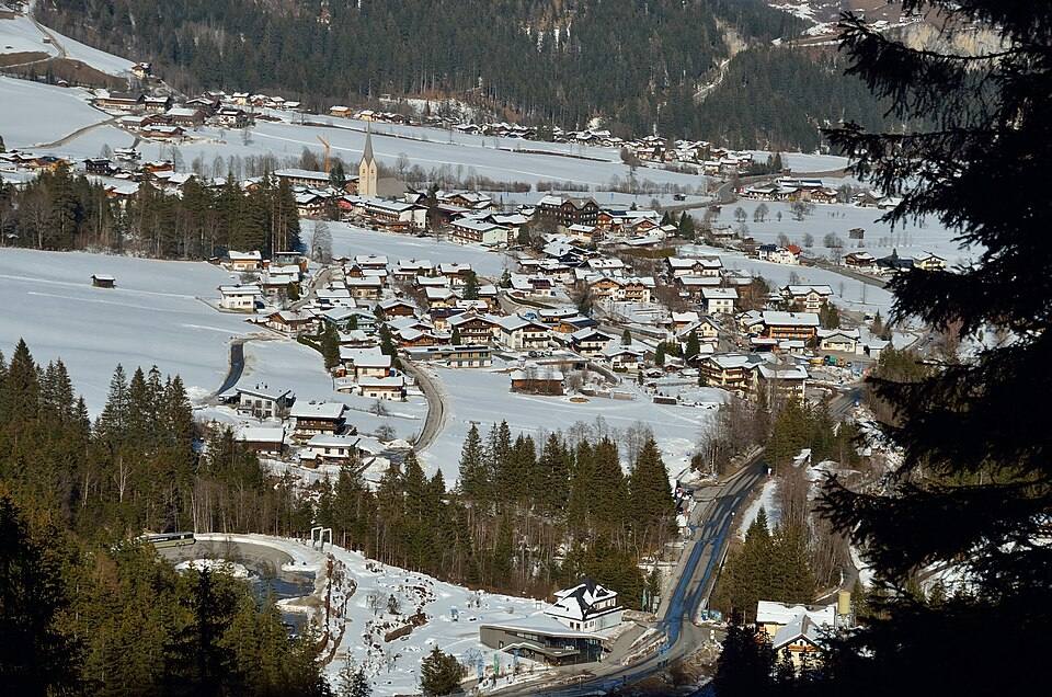 View of Krimml from waterfalls — travel photo of Krimml