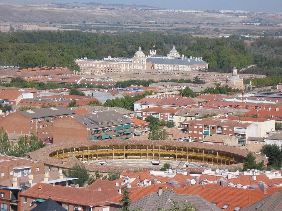 Aranjuez PalacioReal PlazaToros — travel photo of Aranjuez