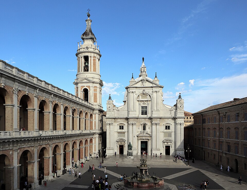 Basilica di Loreto - Ancona (Large view) — travel photo of Loreto