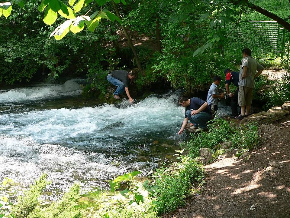 Vrelo Bosne, Sarajevo — travel photo of Vrelo Bosne, Sarajevo