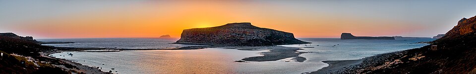 Beach of Balos and Gramvoussa (Panorama) — travel photo of Balos