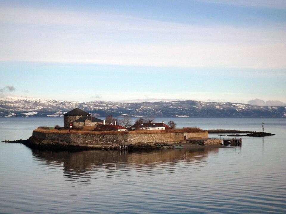 Munkholmen ( ) — travel photo of Munkholmen, Trondheim