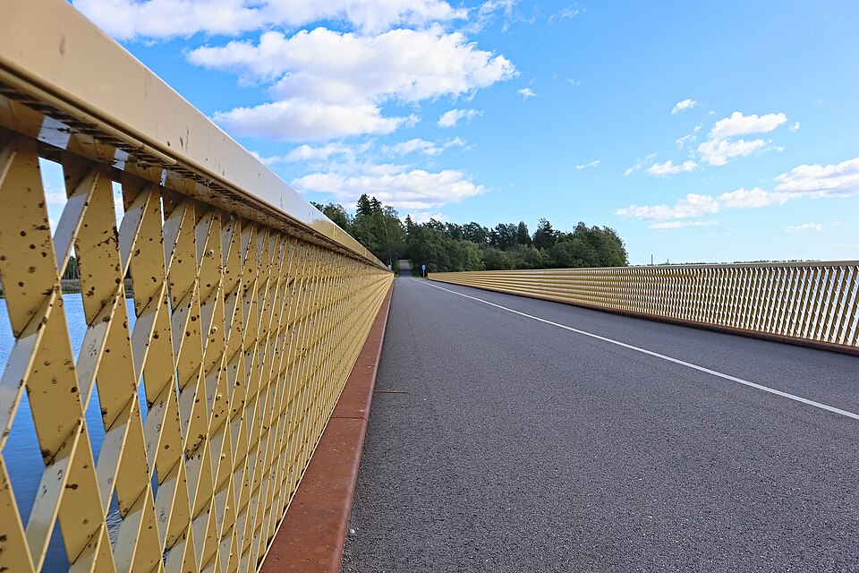 Pedestrian bridge from Espoo to Helsinki — travel photo of Espoo, Helsinki