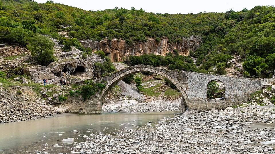 Ura e Kadiut bridge, Benje, Albania — travel photo of Benjë, Gjirokastër