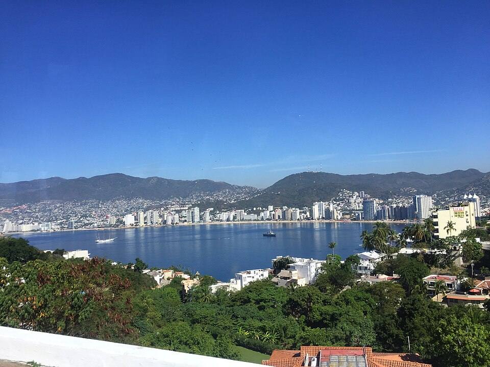 Vista de Puerto Marqués en Acapulco, Guerrero — travel photo of Puerto Marqués, Acapulco