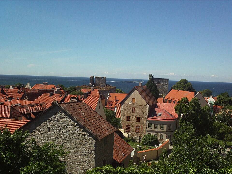 Visby old town with ferry in the background — travel photo of Visby old town, Gotland & Visby