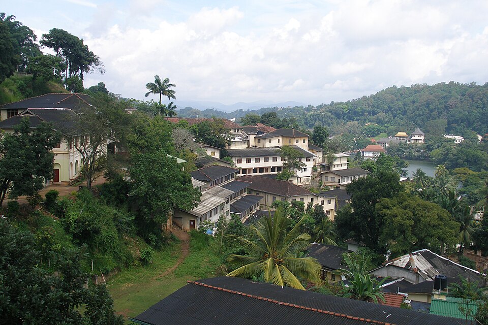 Sri Lanka, Panorama of Kandy city on hills — travel photo of Kandy