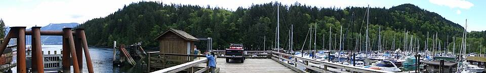 Panorama of Snug Cove - Bowen Island BC - Canada — travel photo of Bowen Island, Vancouver