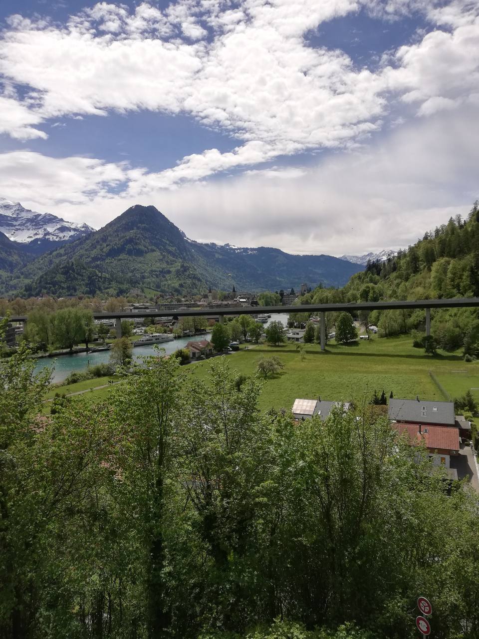 Goldswil-Viadukt Panorama mit Blick auf Interlaken 2 — travel photo of Interlaken, Interlaken & the Jungfrau region