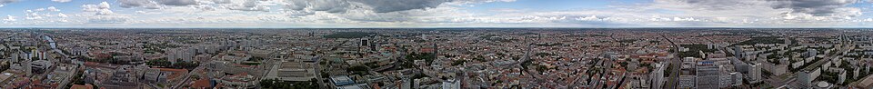 Berlin-Panorama vom Fernsehturm — travel photo of Berlin