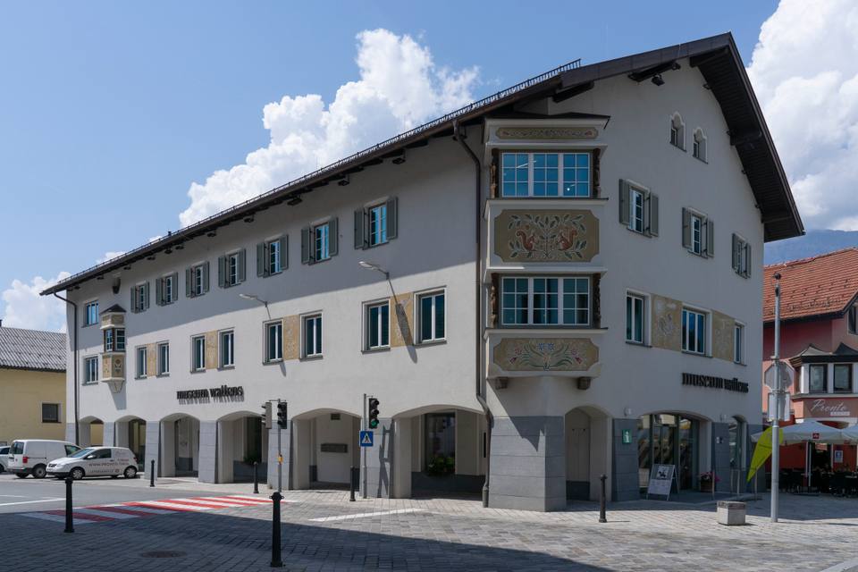 Museum Wattens 2 — travel photo of Wattens, Innsbruck