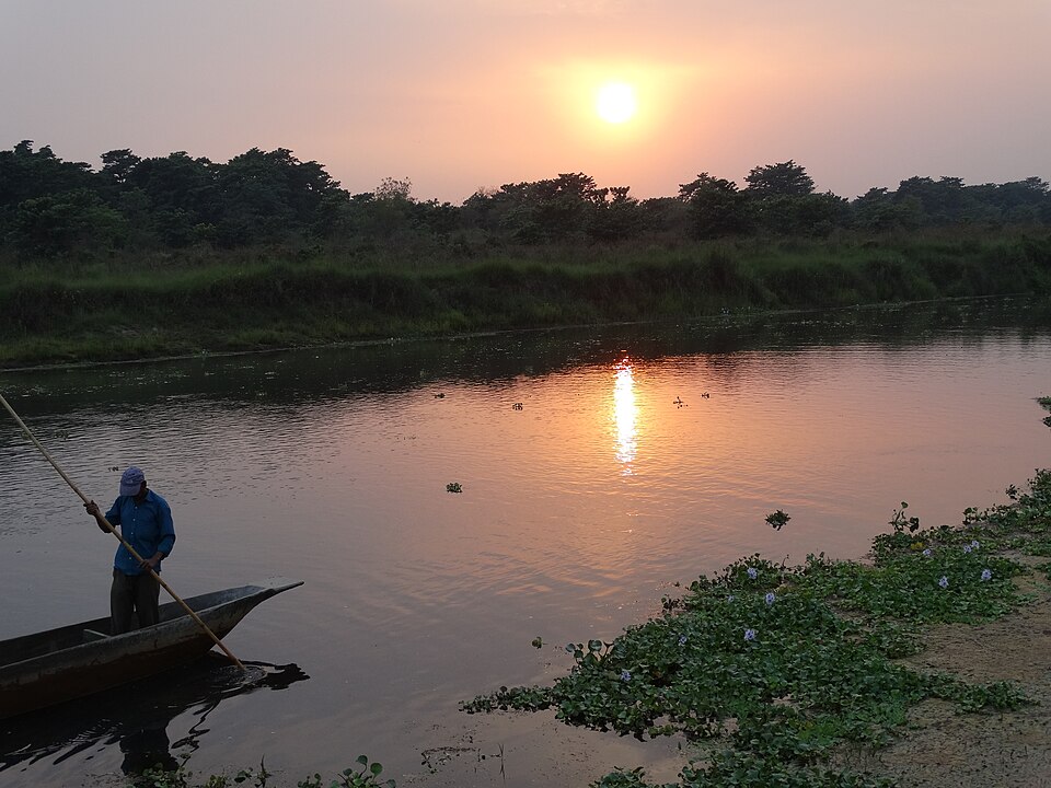 Sunset over the River - Sauraha (Chitwan National Park) - Nepal - ( ) — travel photo of Sauraha, Chitwan National Park