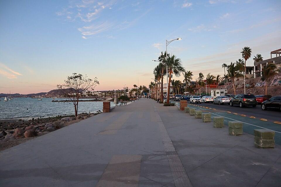 Malecón de La Paz — travel photo of Malecón de La Paz, La Paz