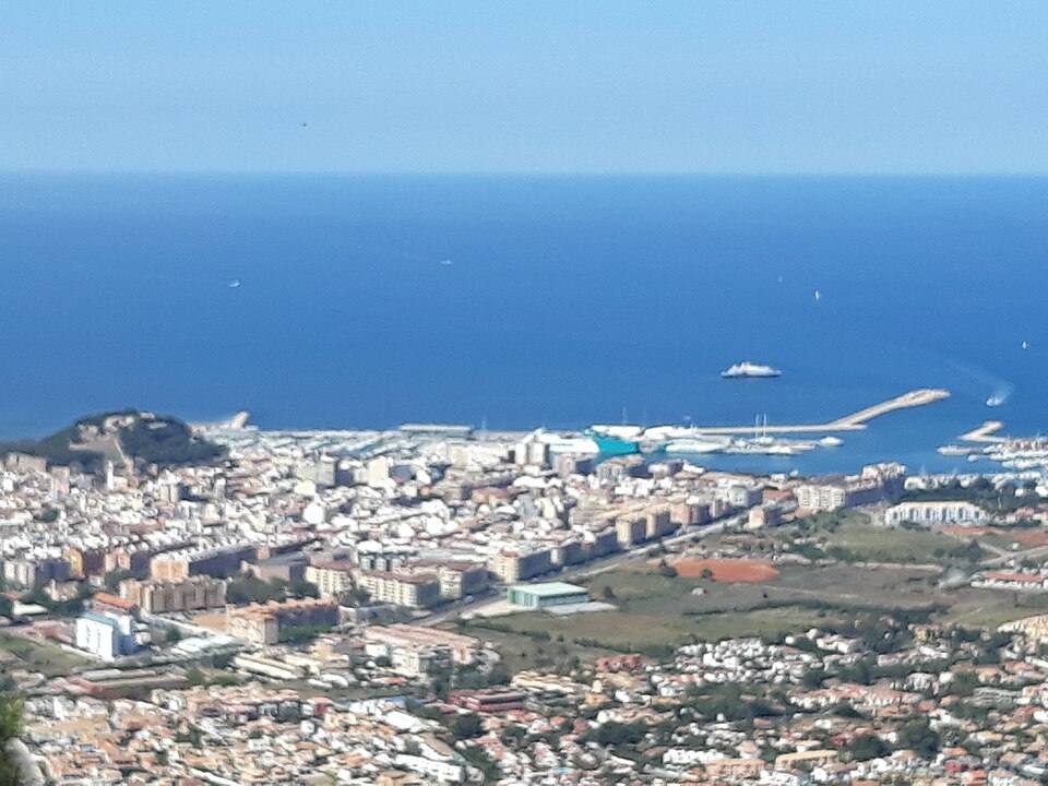 Castillo y puerto de Denia visto desde el Montgó — travel photo of Denia (Dénia), Valencian Community