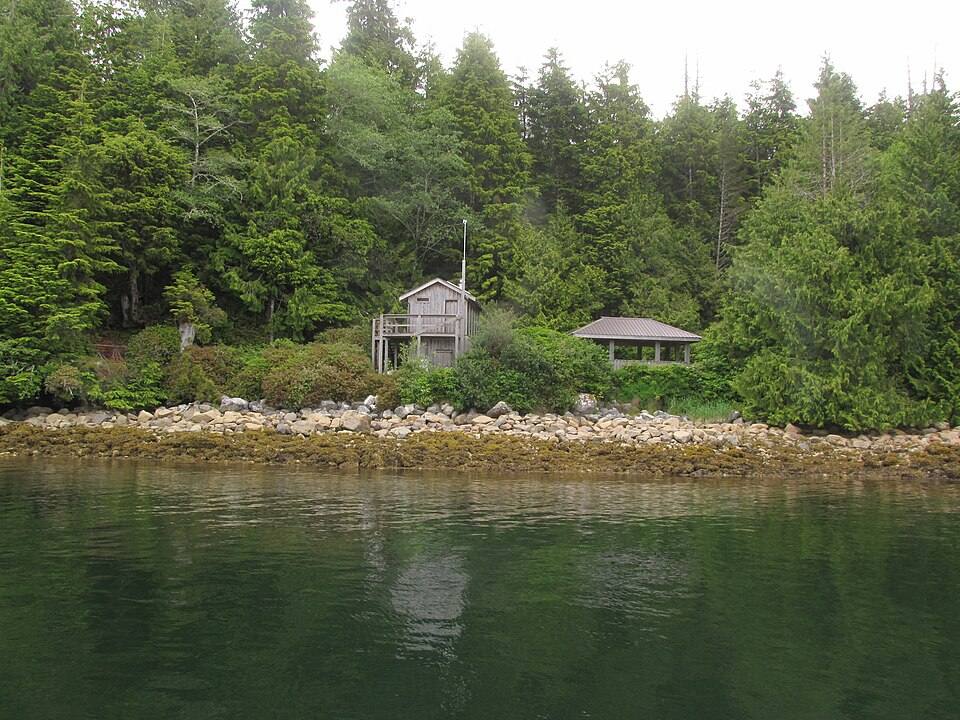 Hot Springs Cove Park ( ) — travel photo of Hot Springs Cove