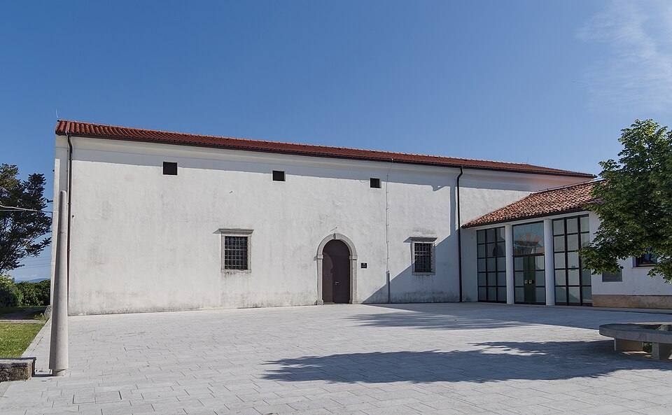 Lipica, museum of carriages — travel photo of Lipica