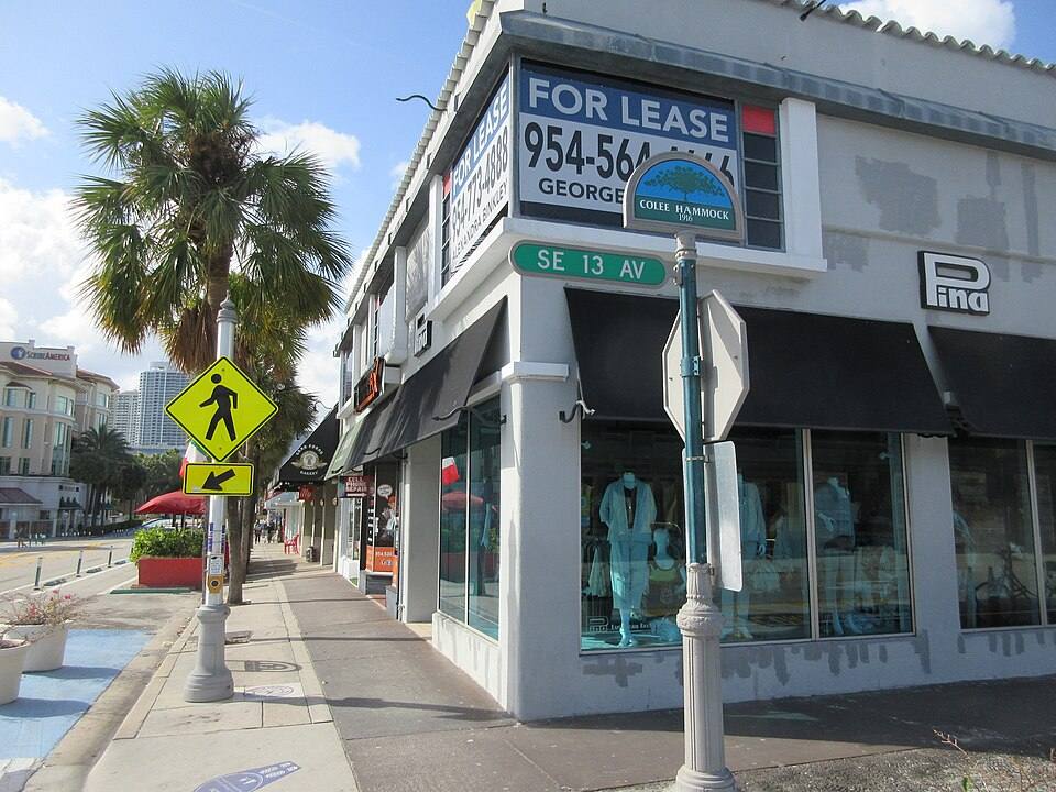 Las Olas Boulevard, Fort Lauderdale, Florida — travel photo of Las Olas Boulevard, Fort Lauderdale